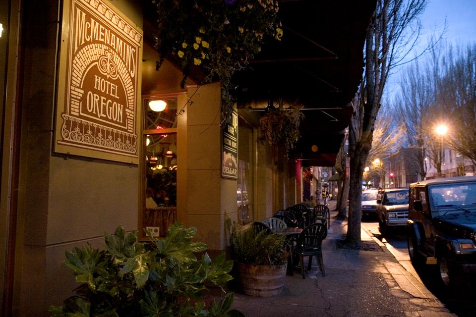 McMenamins Hotel Oregon McMinnville Esterno foto